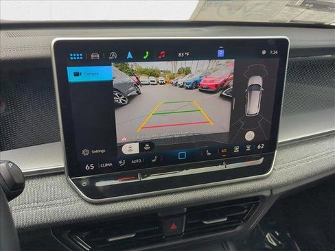 New 2025 Volkswagen Tiguan S image 12