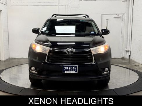 Used 2015 Toyota Highlander Limited Platinum AWD/4WD image 3