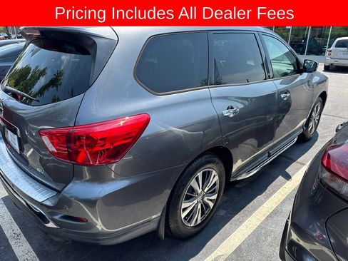 Used 2020 Nissan Pathfinder SV w/ Cargo Package FWD image 6