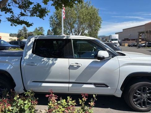 Used 2022 Toyota Tundra Platinum w/ Advanced Package image 6