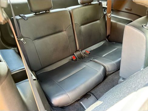 Used 2025 Mitsubishi Outlander SE FWD image 27
