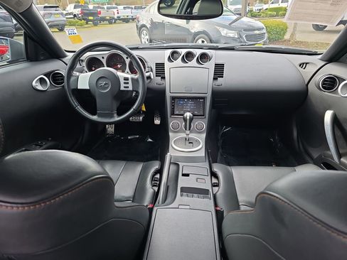 Used 2003 Nissan 350Z Touring image 21