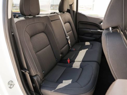 Used 2017 GMC Canyon SLE RWD image 24