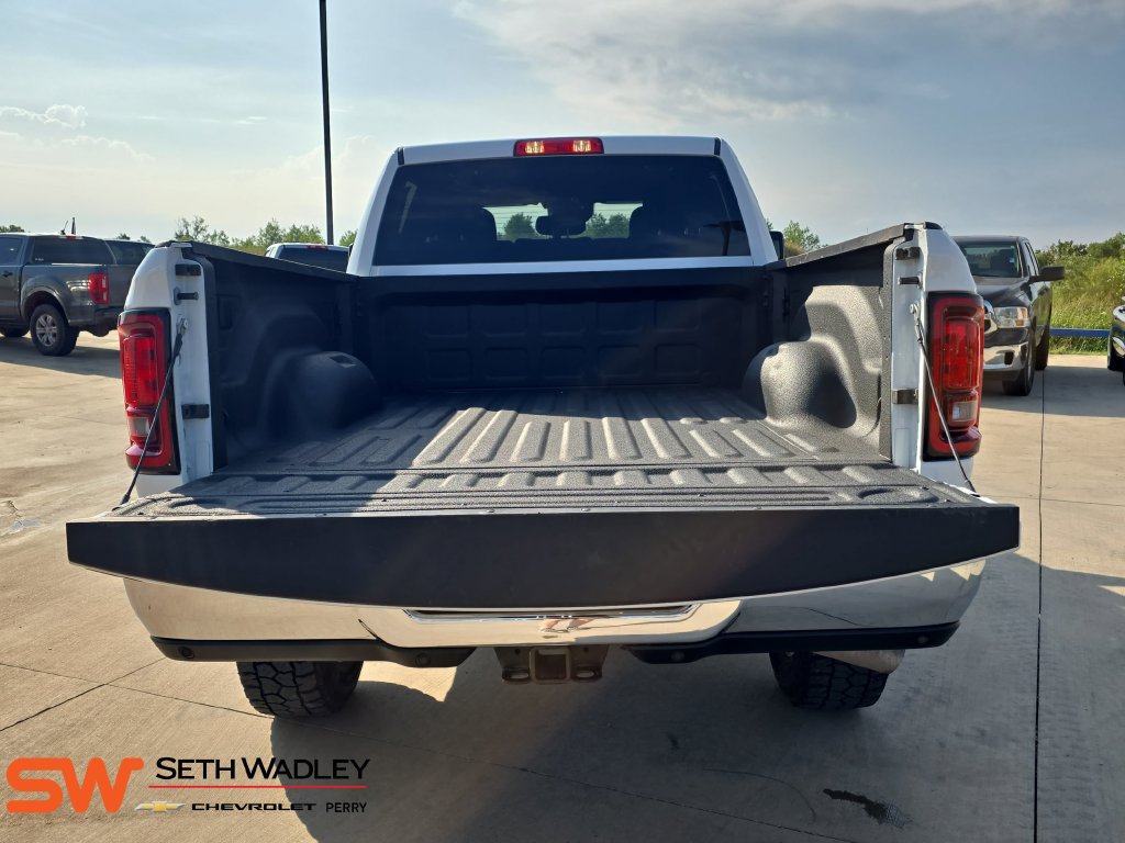 Used 2025 RAM 2500 Big Horn AWD/4WD image 12