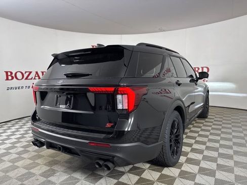 New 2026 Ford Explorer ST w/ Sun And Sound Package image 7