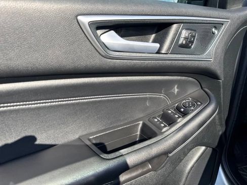 Used 2024 Ford Edge Titanium AWD/4WD image 8