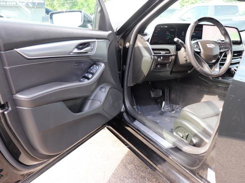 Used 2025 Cadillac CT5 Premium Luxury w/ Sun And Sound Package AWD/4WD image 10