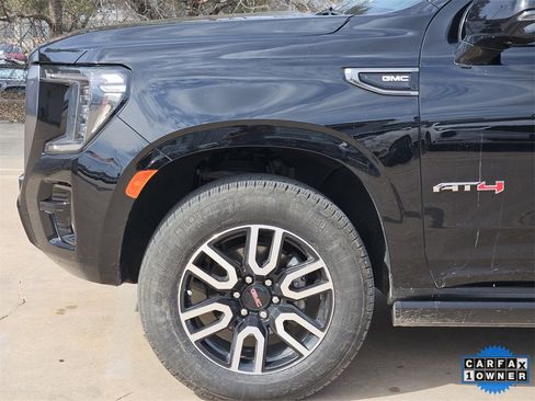 Used 2023 GMC Yukon XL AT4 w/ AT4 Premium Plus Package image 10