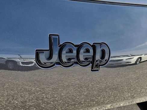 New 2026 Jeep Grand Cherokee L 4WD image 21