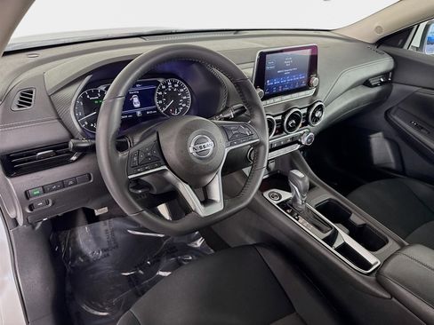 Used 2022 Nissan Sentra SV image 10