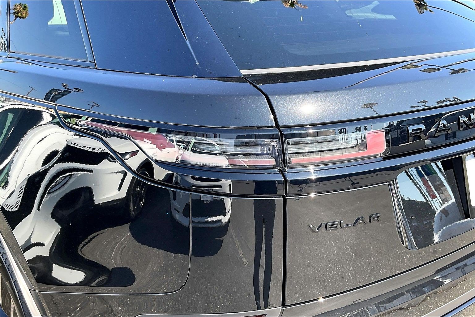 New 2026 Land Rover Range Rover Velar S AWD/4WD image 8