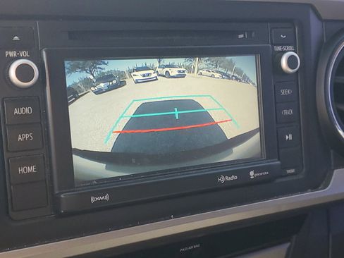 Used 2018 Toyota Tacoma SR5 image 29