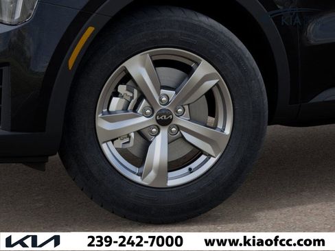 New 2026 Kia Sorento LX image 9