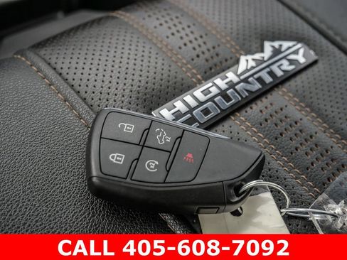 Certified 2025 Chevrolet Silverado 2500 High Country w/ High Country Premium Package AWD/4WD image 41