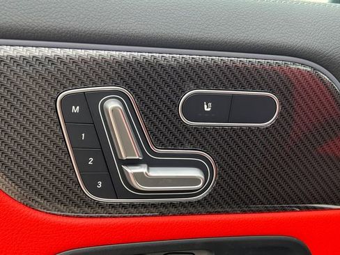 New 2025 Mercedes-Benz GLA 35 AMG 4MATIC image 18