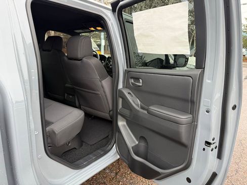 New 2026 Nissan Frontier SV w/ Tow Package image 21