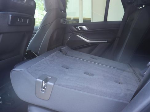 Used 2022 BMW X5 sDrive40i w/ M Sport Package image 14