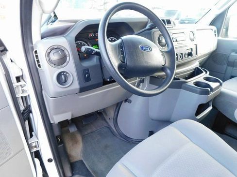 Used 2012 Ford E-350 and Econoline 350 XLT RWD image 14