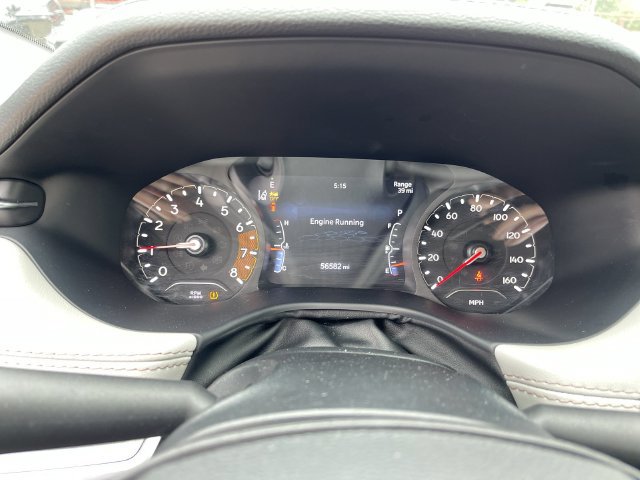 Used 2024 Jeep Compass Limited AWD/4WD image 2