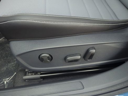 New 2026 Volkswagen Jetta SE image 14