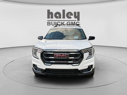 Used 2023 GMC Terrain AT4 w/ Infotainment Package II AWD/4WD image 8
