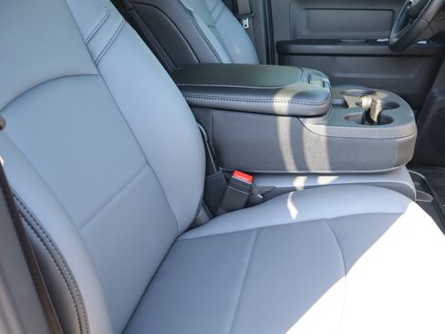 New 2026 RAM 5500 Tradesman w/ Chrome Appearance Group image 30