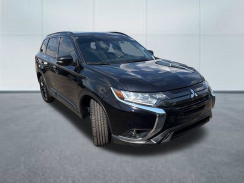 Used 2019 Mitsubishi Outlander LE AWD/4WD image 5