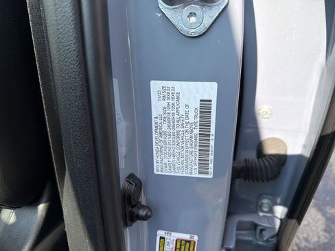 Used 2023 Honda Ridgeline Black Edition image 30