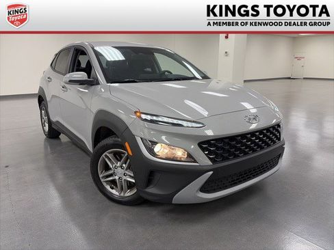 Used 2022 Hyundai Kona SE image 1