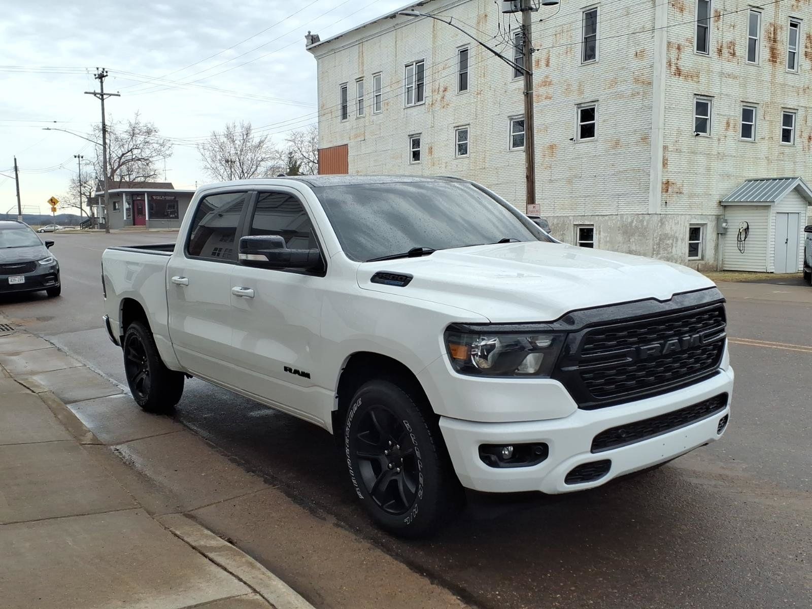 Used 2022 RAM 1500 Big Horn AWD/4WD image 4