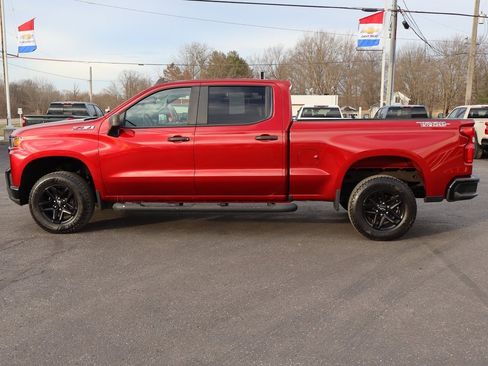 Used 2021 Chevrolet Silverado 1500 Custom Trail Boss w/ LPO, Dark Essentials Package image 31