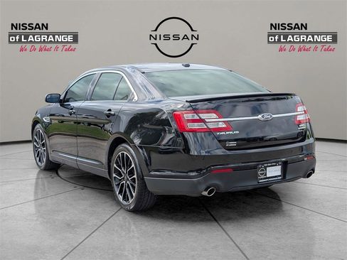 Used 2017 Ford Taurus SEL w/ Equipment Group 201A image 7