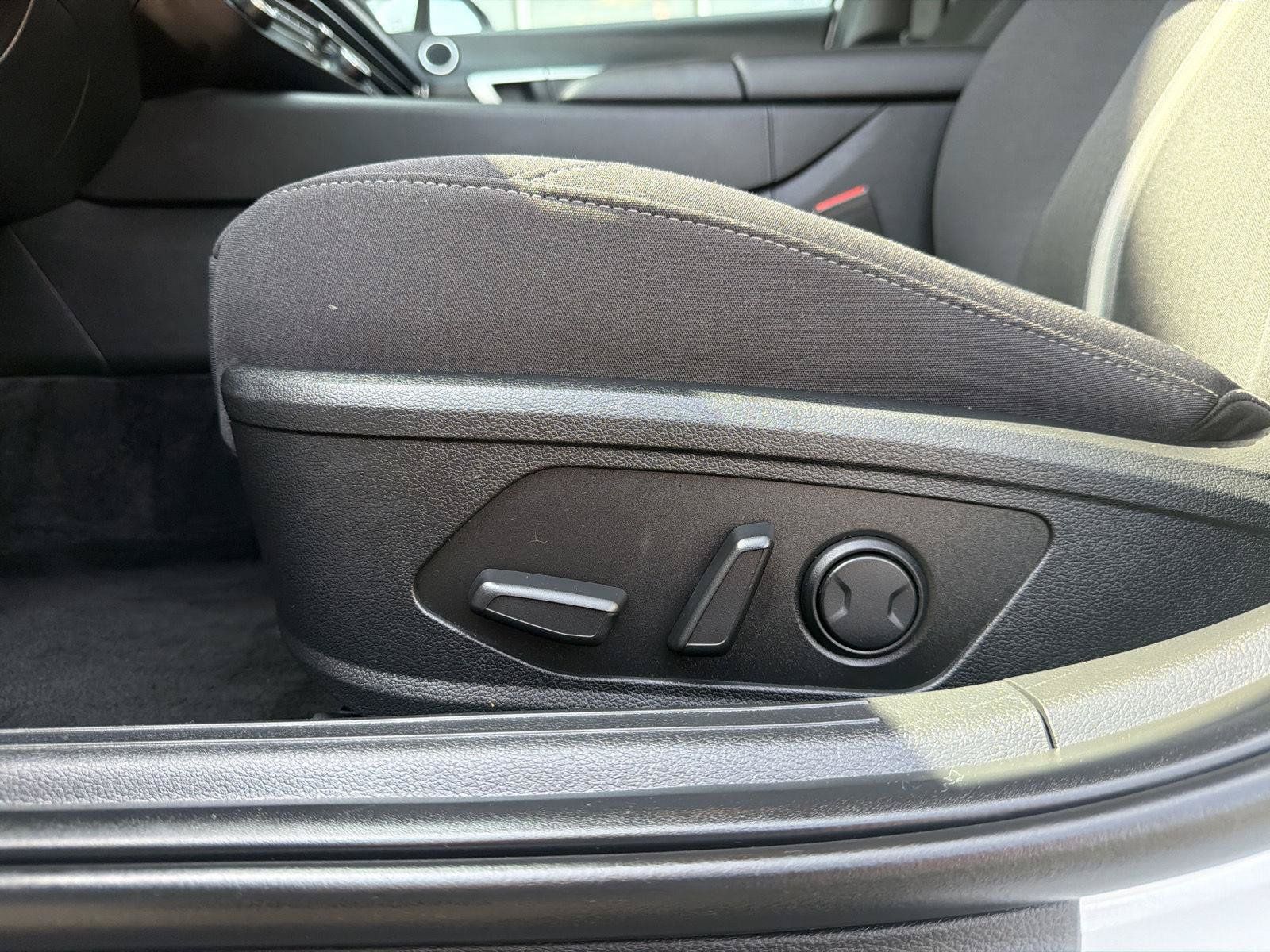 Used 2025 Hyundai Sonata SEL FWD image 14