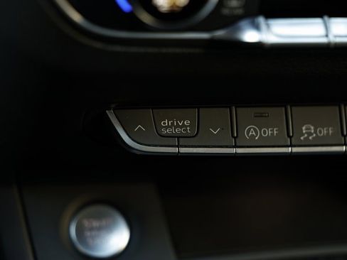 Used 2024 Audi Q5 2.0T Premium Plus image 38