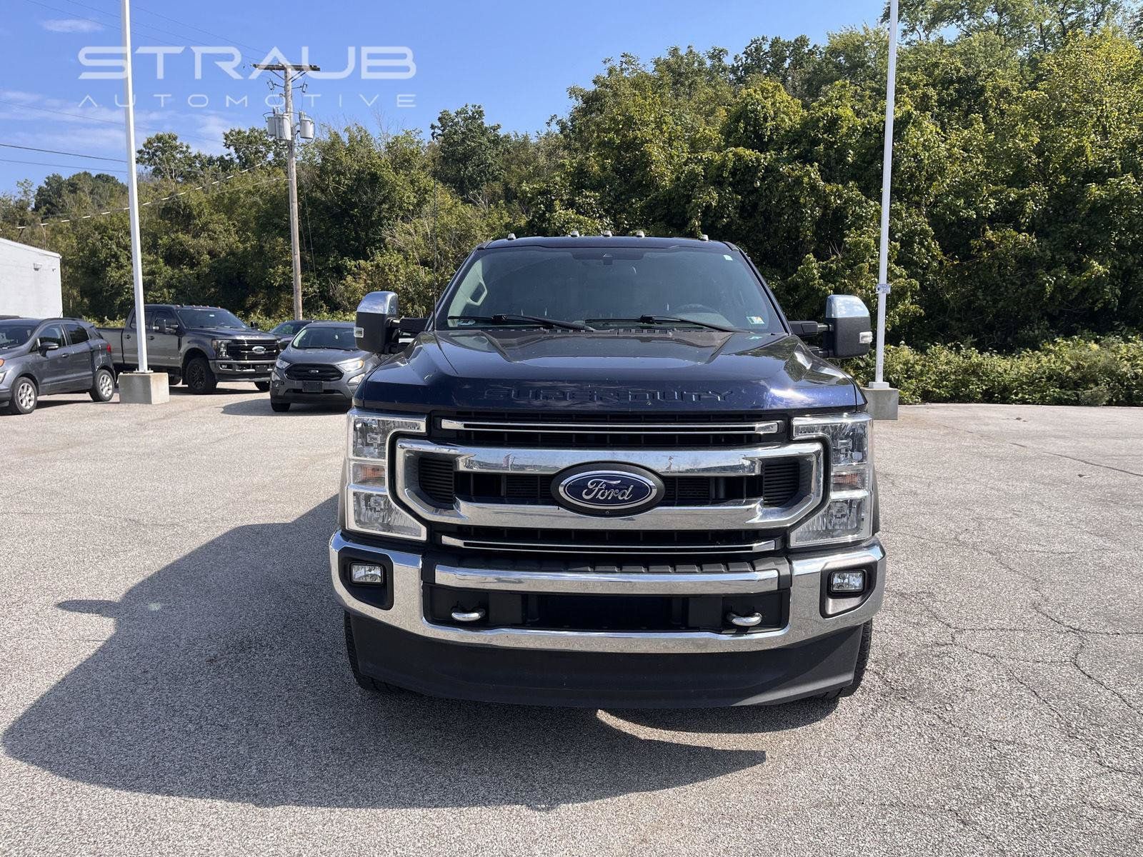 Used 2022 Ford F250 XLT w/ XLT Premium Package AWD/4WD image 2