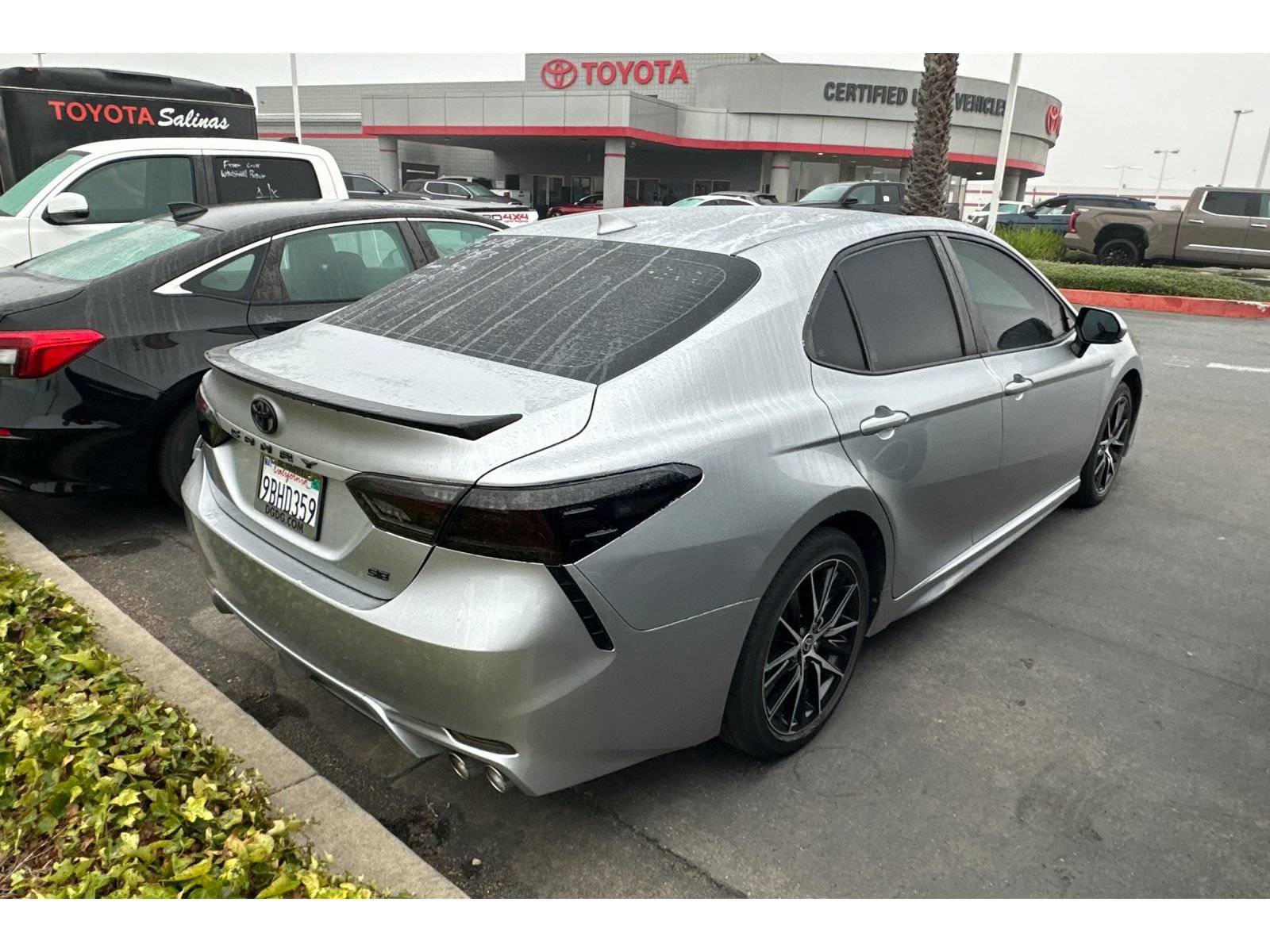 Used 2022 Toyota Camry SE w/ Convenience Package FWD image 5