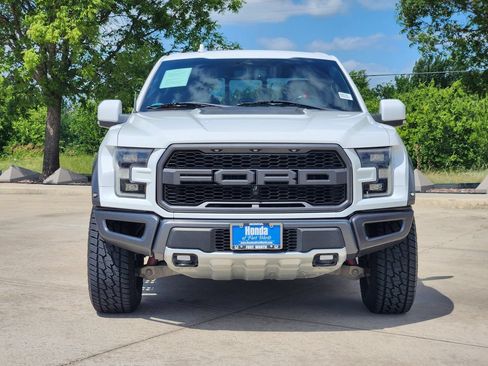 Used 2019 Ford F150 Raptor w/ Equipment Group 802A Luxury AWD/4WD image 2