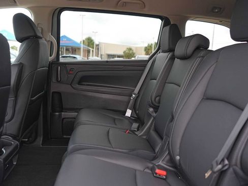 Certified 2026 Honda Odyssey EX-L image 14
