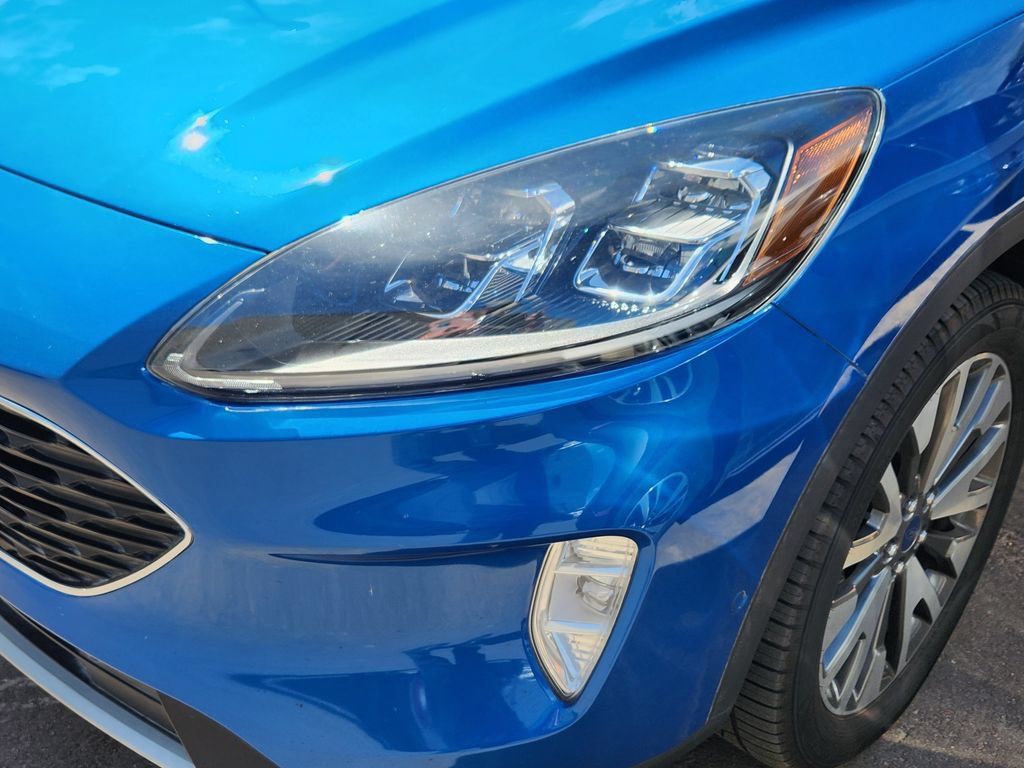 Used 2020 Ford Escape Titanium AWD/4WD image 20