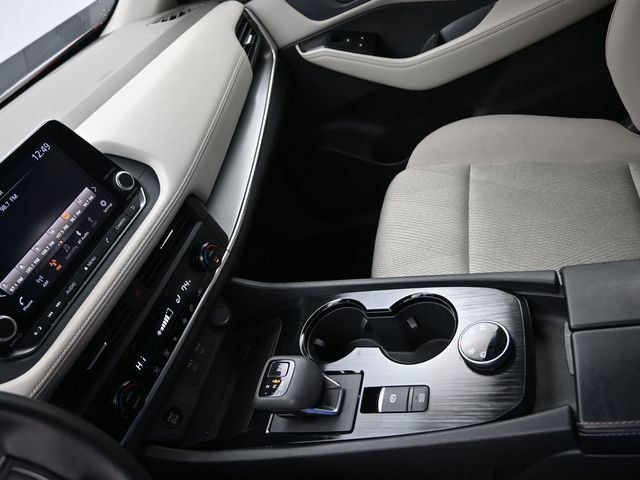 Used 2025 Nissan Rogue SV AWD/4WD image 20