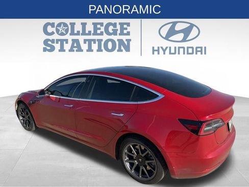 Used 2018 Tesla Model 3 image 8