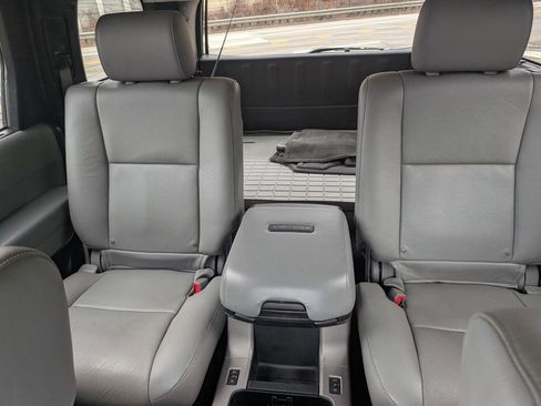 Used 2013 Toyota Sequoia Platinum image 19