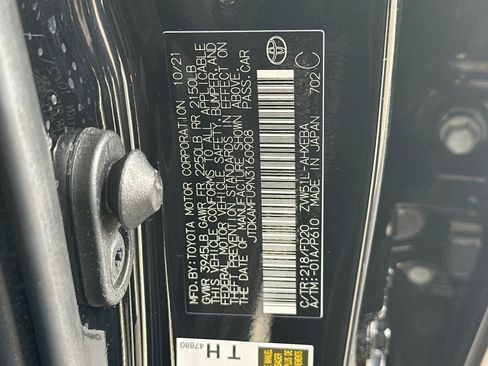 Certified 2022 Toyota Prius LE image 37