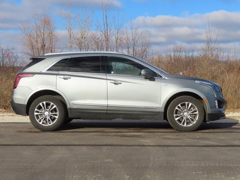 Certified 2023 Cadillac XT5 Premium Luxury image 2