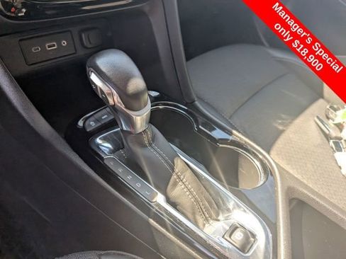 Used 2023 Buick Encore GX Preferred w/ Cold Weather Comfort Package AWD/4WD image 21