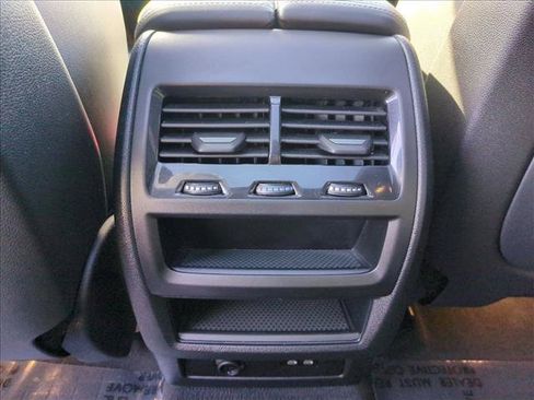 Used 2024 BMW X5 xDrive40i w/ Parking Assistance Package AWD/4WD image 18