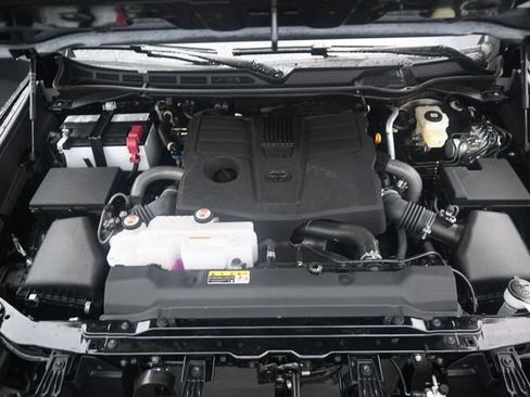Used 2026 Toyota Tundra SR AWD/4WD image 17