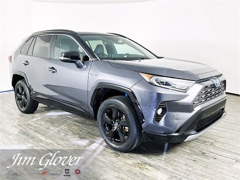 Used 2019 Toyota RAV4 XSE image 1