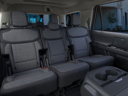 New 2025 Ford Expedition Active image 11