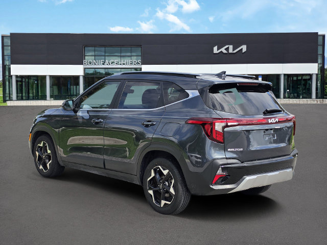 Certified 2024 Kia Seltos EX FWD image 3